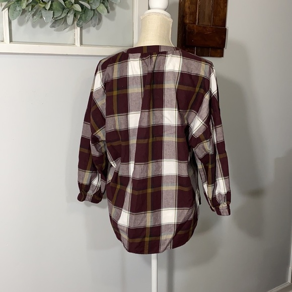 Cremieux Plaid Cinched Wrist Button Up Top size Small - Picture 5 of 6
